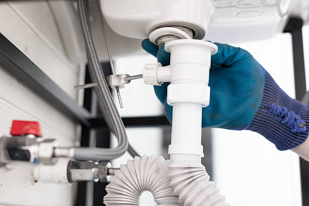 Reliable Emergency Plumber contractor in Edison, CA by Masters Plumbing Service